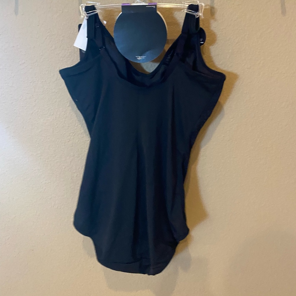 ✨ SALE NWT Firm Control Minimizing Bodysuit in Black - Picture 6 of 10